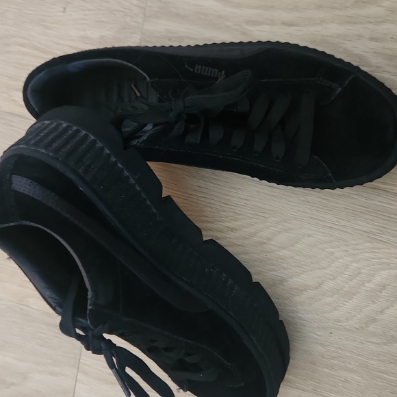 Size 9 Fenty Puma by Rihanna suede lace up sneaker - Picture 7 of 7